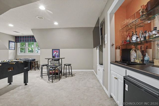 9712 S Sandusky Avenue, Tulsa, OK 74137