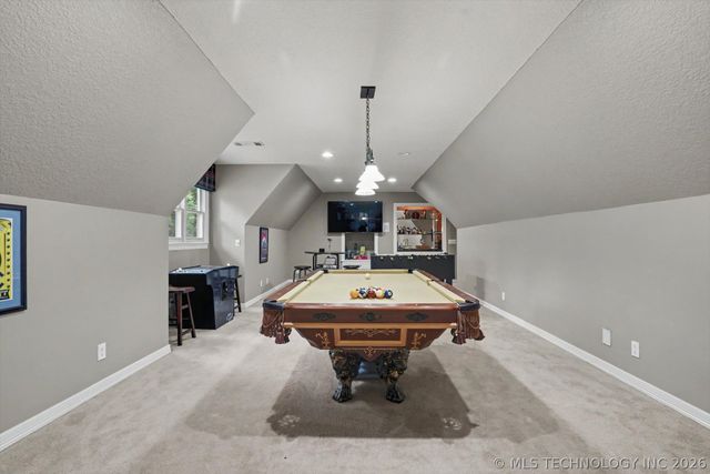 9712 S Sandusky Avenue, Tulsa, OK 74137