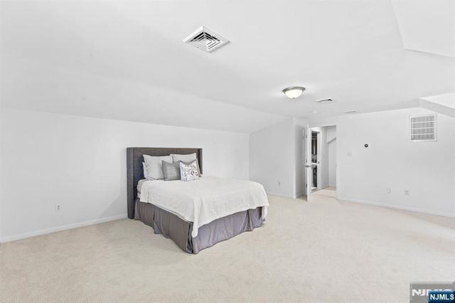 14 Congress Road, Emerson, NJ 07630