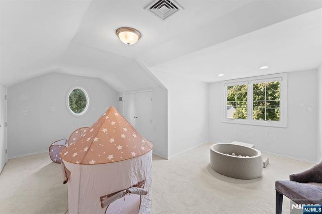 14 Congress Road, Emerson, NJ 07630