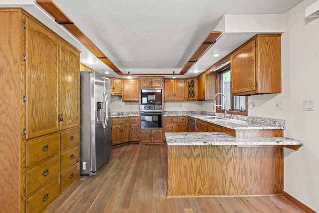 921 DIVOT PLACE, Green Bay, WI 54313