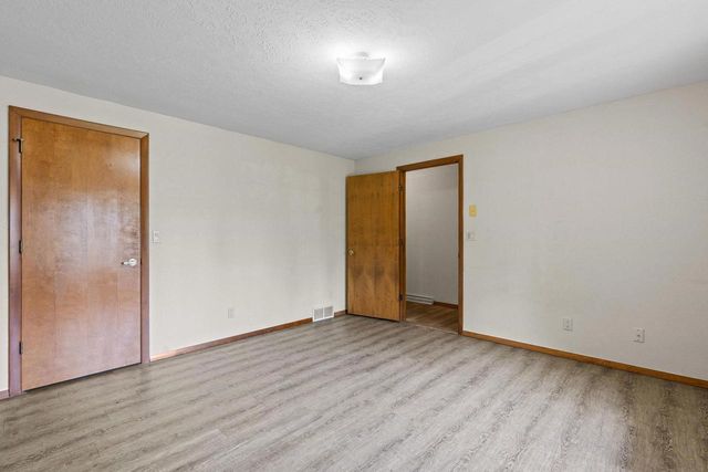 921 DIVOT PLACE, Green Bay, WI 54313