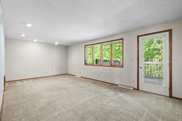 921 DIVOT PLACE, Green Bay, WI 54313