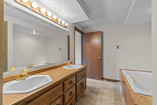921 DIVOT PLACE, Green Bay, WI 54313