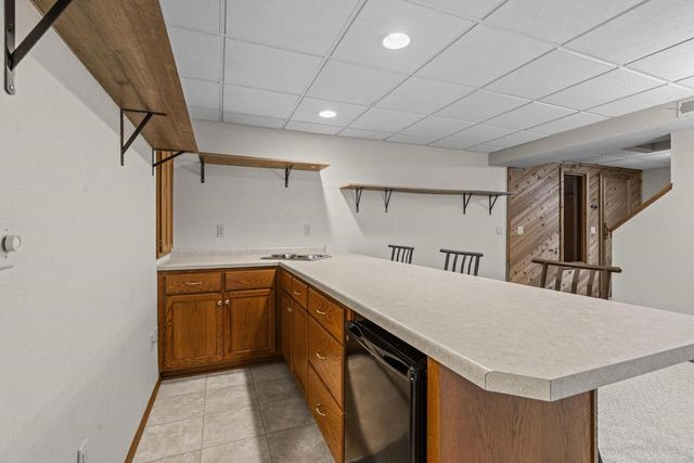 921 DIVOT PLACE, Green Bay, WI 54313