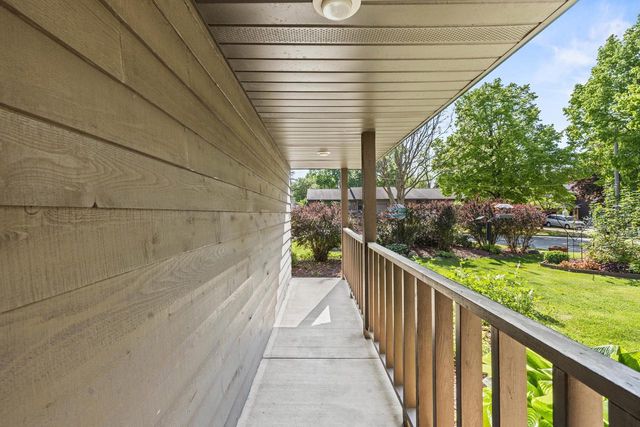 921 DIVOT PLACE, Green Bay, WI 54313