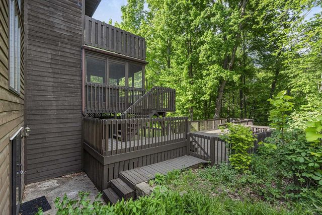 921 DIVOT PLACE, Green Bay, WI 54313