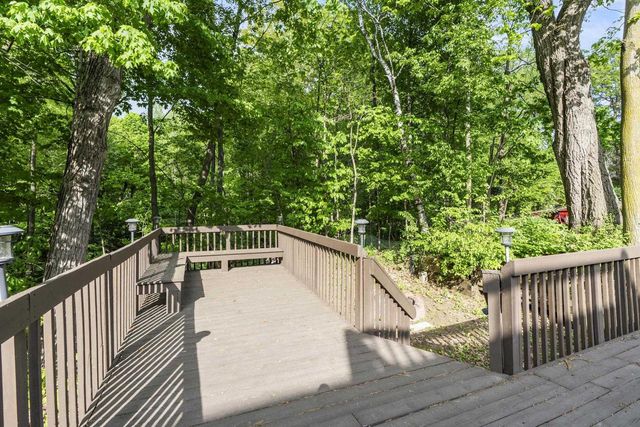 921 DIVOT PLACE, Green Bay, WI 54313