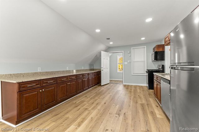 1973 E Grand Unit B Boulevard, Detroit, MI 48211