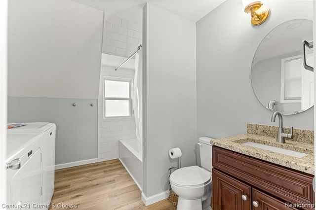 1973 E Grand Unit B Boulevard, Detroit, MI 48211