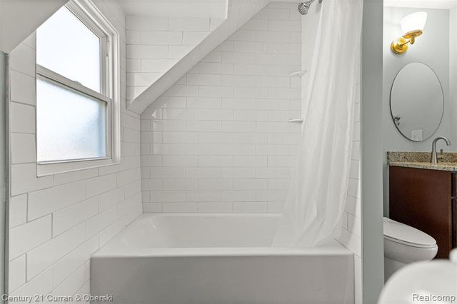 1973 E Grand Unit B Boulevard, Detroit, MI 48211