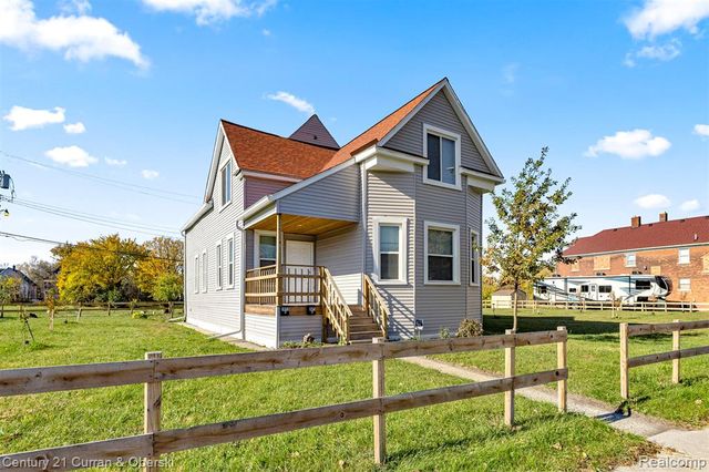 1973 E Grand Unit B Boulevard, Detroit, MI 48211