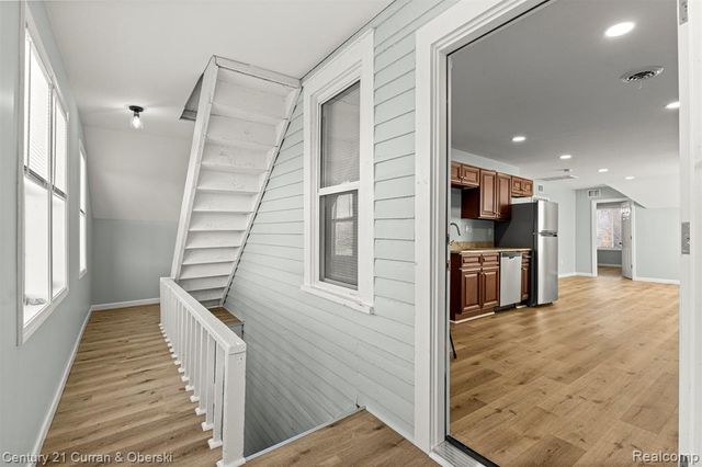 1973 E Grand Unit B Boulevard, Detroit, MI 48211