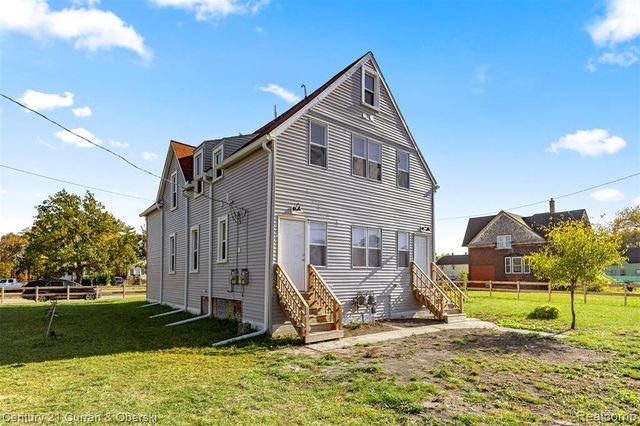 1973 E Grand Unit B Boulevard, Detroit, MI 48211