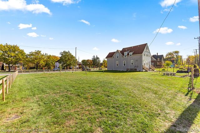 1973 E Grand Unit B Boulevard, Detroit, MI 48211