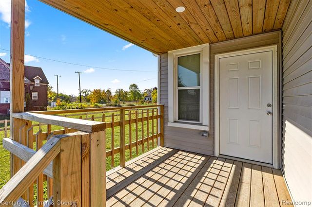 1973 E Grand Unit B Boulevard, Detroit, MI 48211