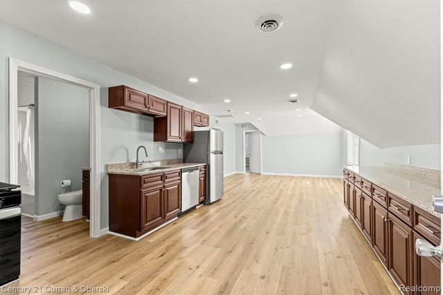 1973 E Grand Unit B Boulevard, Detroit, MI 48211