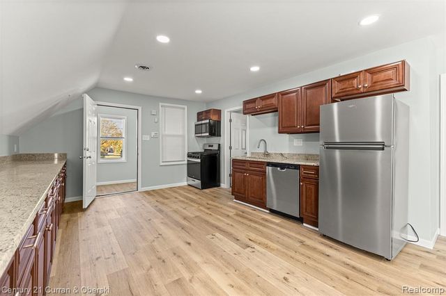 1973 E Grand Unit B Boulevard, Detroit, MI 48211