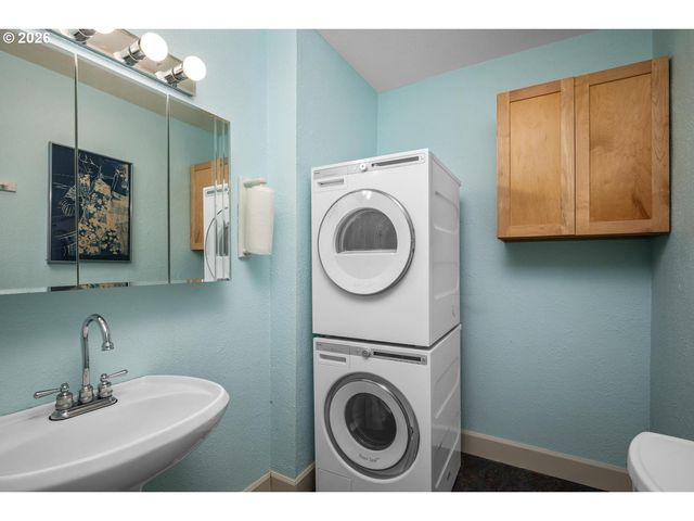 121 Ne Fargo St, Portland, OR 97212