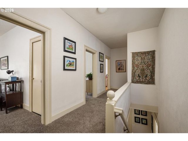 121 Ne Fargo St, Portland, OR 97212