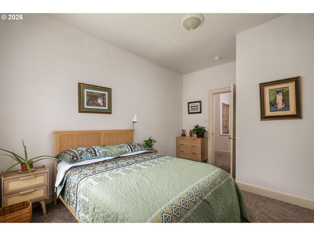 121 Ne Fargo St, Portland, OR 97212