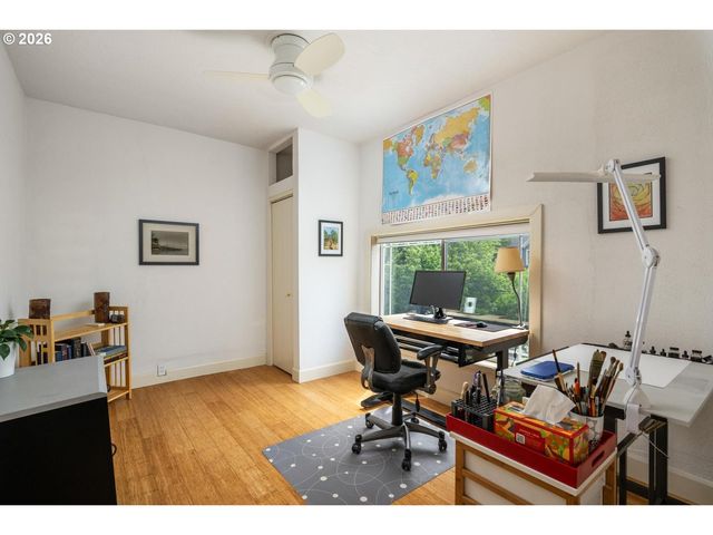 121 Ne Fargo St, Portland, OR 97212