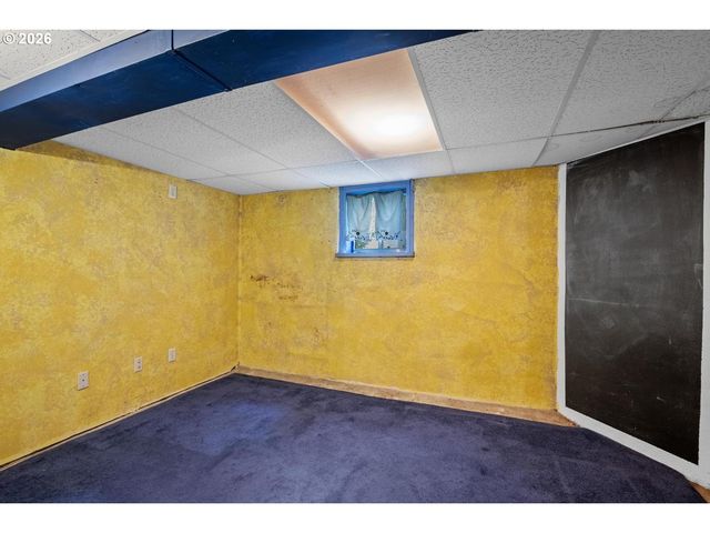 121 Ne Fargo St, Portland, OR 97212