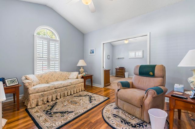 482 Shellbank Dr., Longs, SC 29568