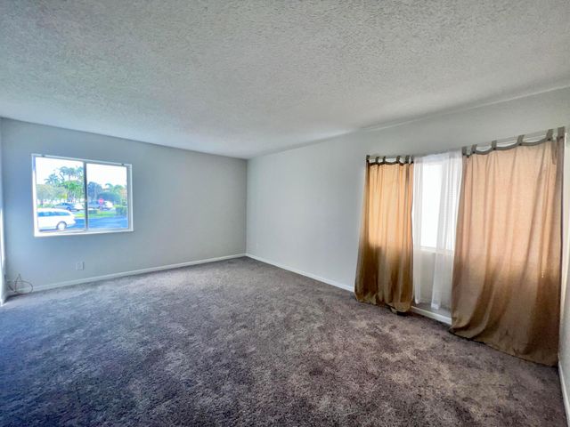 231 Pine Hov Circle A-1, Greenacres, FL 33463