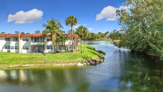 235 Lake Dora Drive 235, West Palm Beach, FL 33411