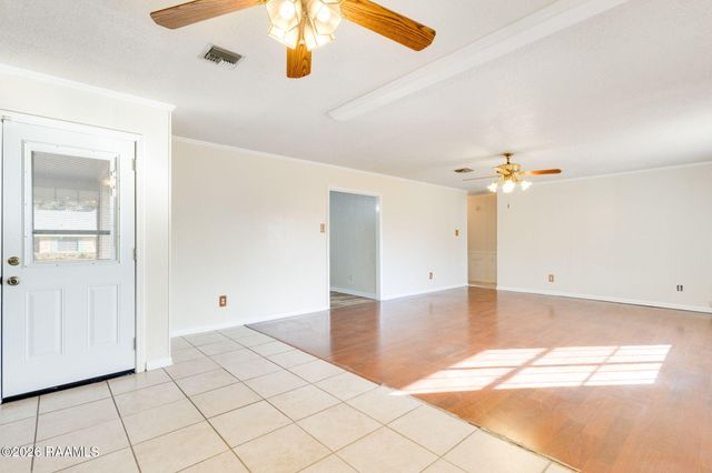 106 Kingswood Drive, Lafayette, LA 70501