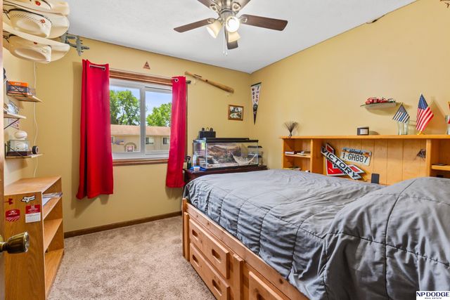 13712 Frederick Avenue, Omaha, NE 68138