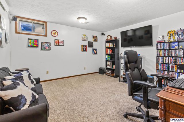 13712 Frederick Avenue, Omaha, NE 68138