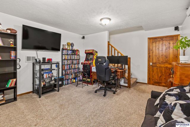 13712 Frederick Avenue, Omaha, NE 68138