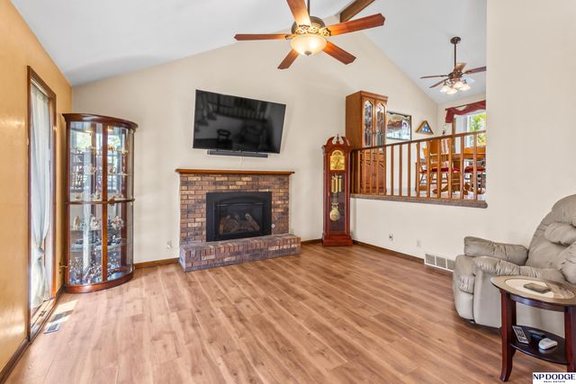 13712 Frederick Avenue, Omaha, NE 68138