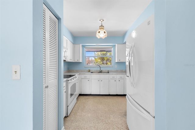 6808 TREEHAVEN DRIVE, Spring Hill, FL 34606