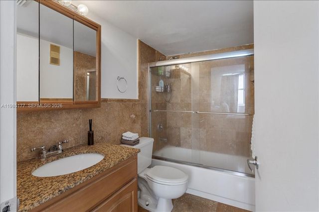 770 Claughton Island Dr 1614, Miami, FL 33131