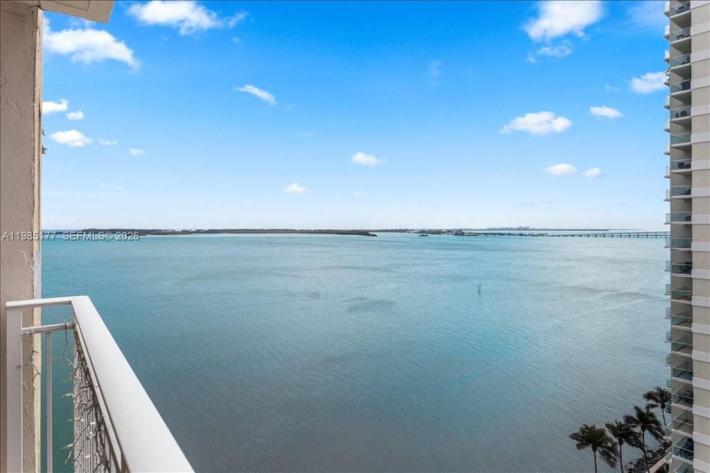 770 Claughton Island Dr 1614, Miami, FL 33131