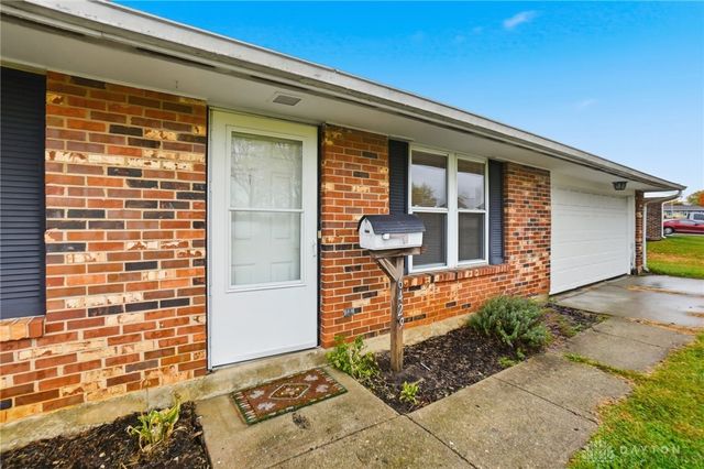 6429 Leawood Drive, Huber Heights, OH 45424