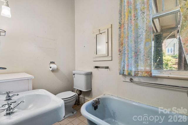 334 Chestnut Circle, Blowing Rock, NC 28605