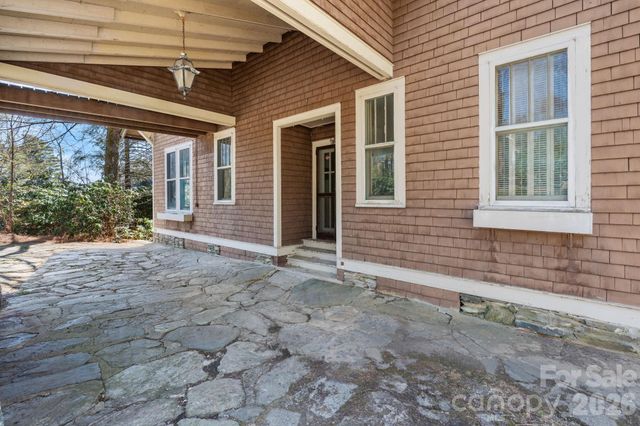 334 Chestnut Circle, Blowing Rock, NC 28605