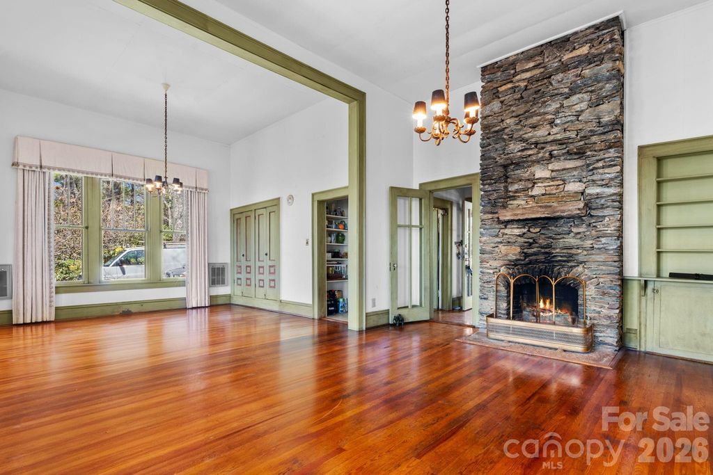334 Chestnut Circle, Blowing Rock, NC 28605