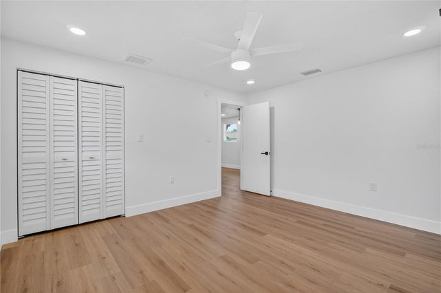 1214 20TH AVENUE S, St Petersburg, FL 33705