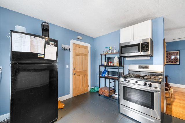 48 Kossuth Street, Pawtucket, RI 02860