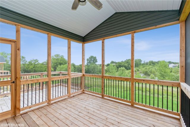 1103 Heritage Trail, Solon, IA 52333