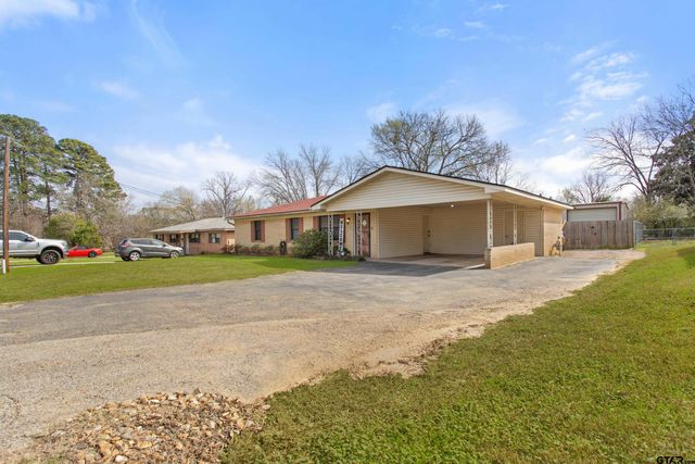 208 Dancer Dr, Longview, TX 75604