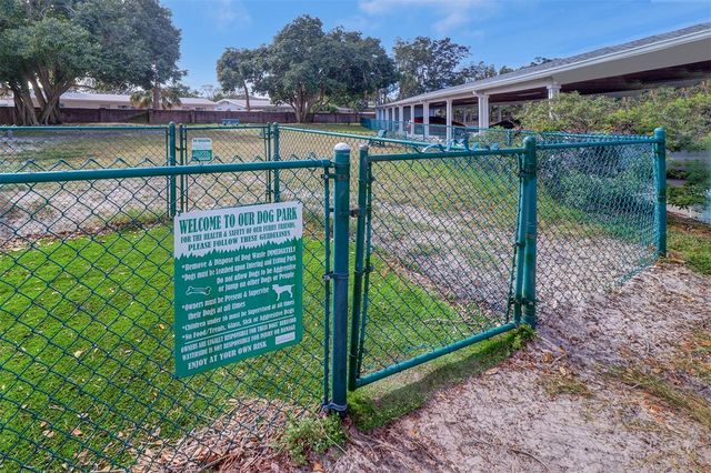 136 POMPANO DRIVE SE D, St Petersburg, FL 33705