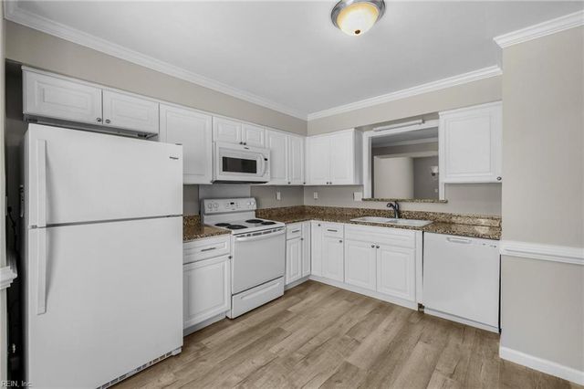 2409 Rennie DR, Virginia Beach, VA 23454