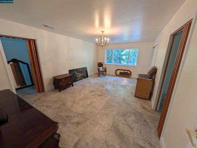 5235 La Corte Bonita, Concord, CA 94521