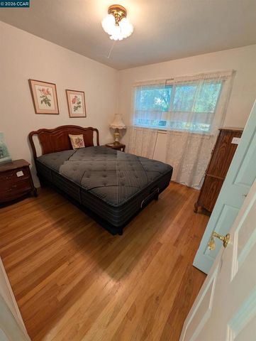 5235 La Corte Bonita, Concord, CA 94521
